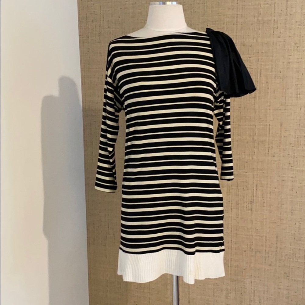 Super cute thread social dress